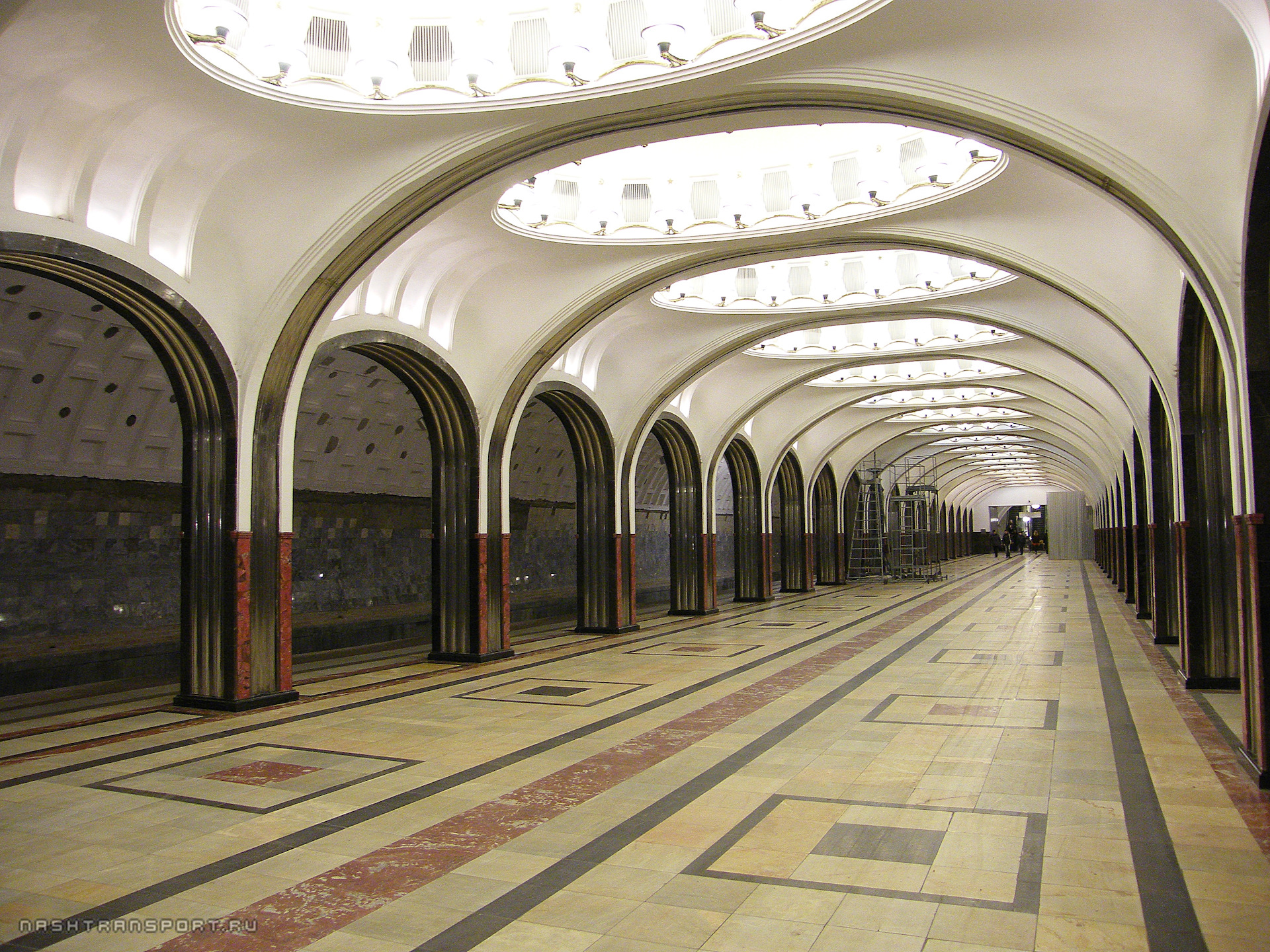 Душкин станция Маяковская