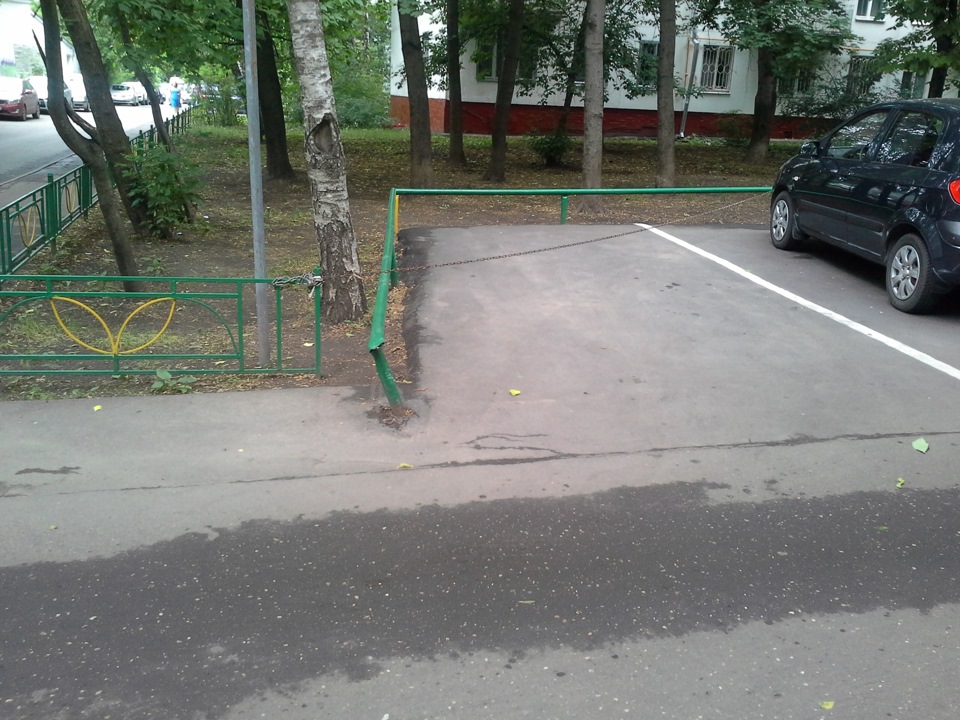 парковки во дворах домов — DRIVE2