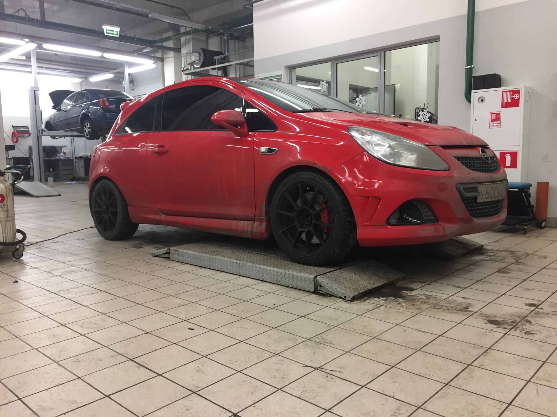 Насос топливный и тонировочка — Opel Corsa D OPC, 1,6 л, 2008 года ...