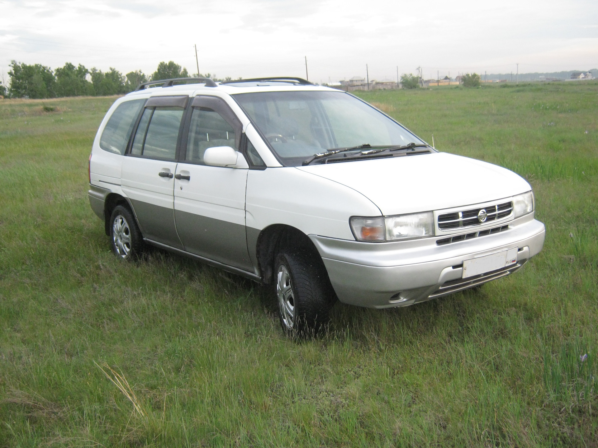 nissan joy 1997 prairie