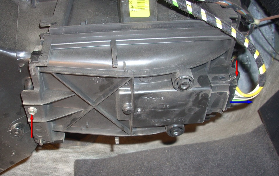 Последствия забитого дренажа — Skoda Octavia Mk1, 1,4 л., 2006 года ...