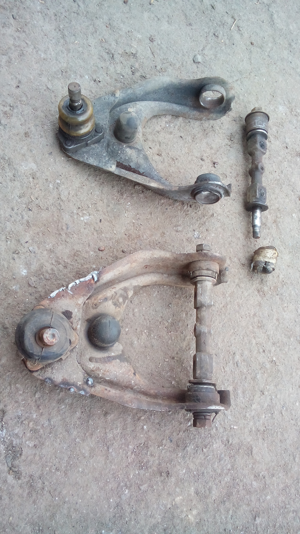 сайленты по вылазили до попадания в яму — ИЖ 2715