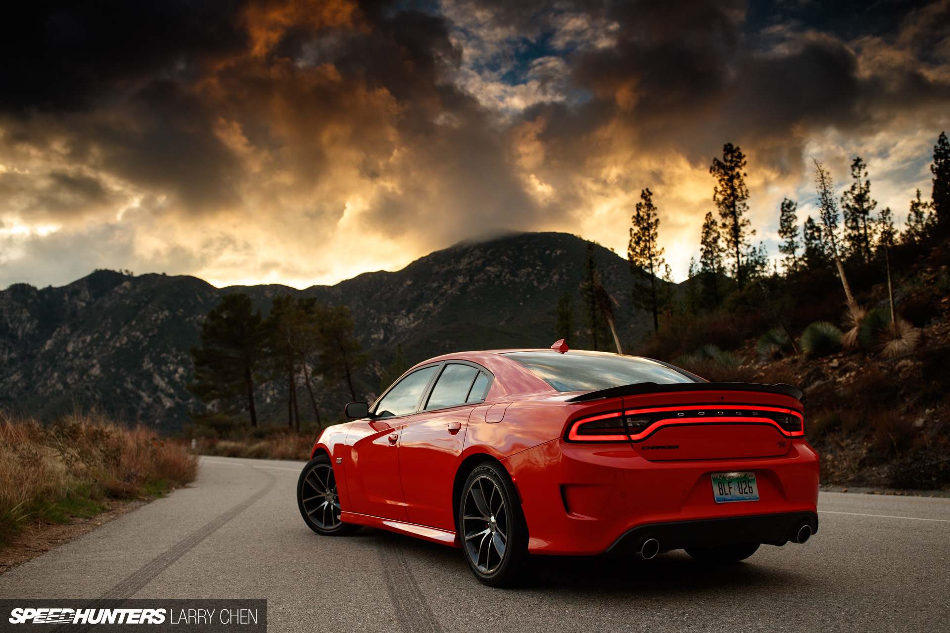 Dodge Charger v8