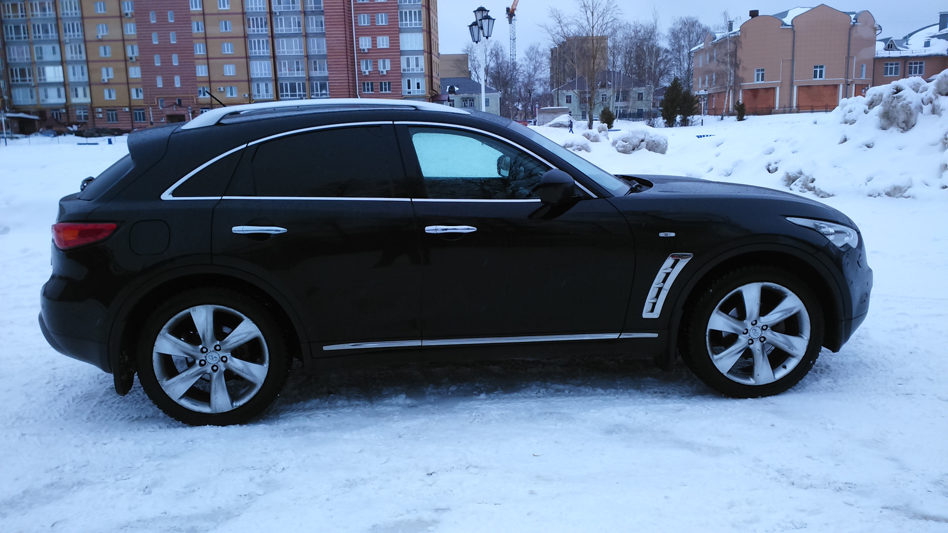 Тойота королла 1.6-110л.с, мазда 6 2.0-147л.с, инфинити фх35 3.5-307л.с ...