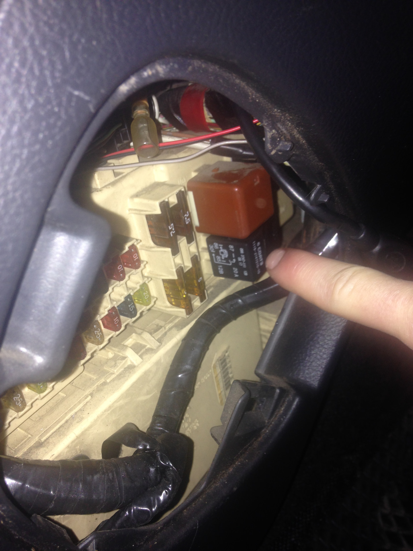 Подключение Подогрева зеркал — Toyota Celica (230), 1,8 л, 1999 года ...