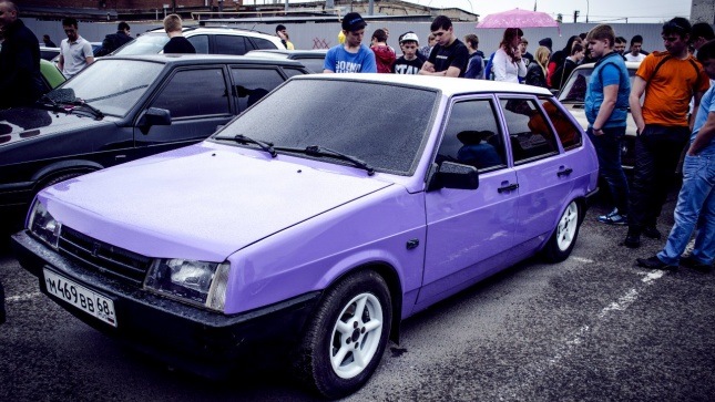 скажи таз. это машина? не смеши меня. скажи таз. ваз 2113 тюнингованная. скажи таз.