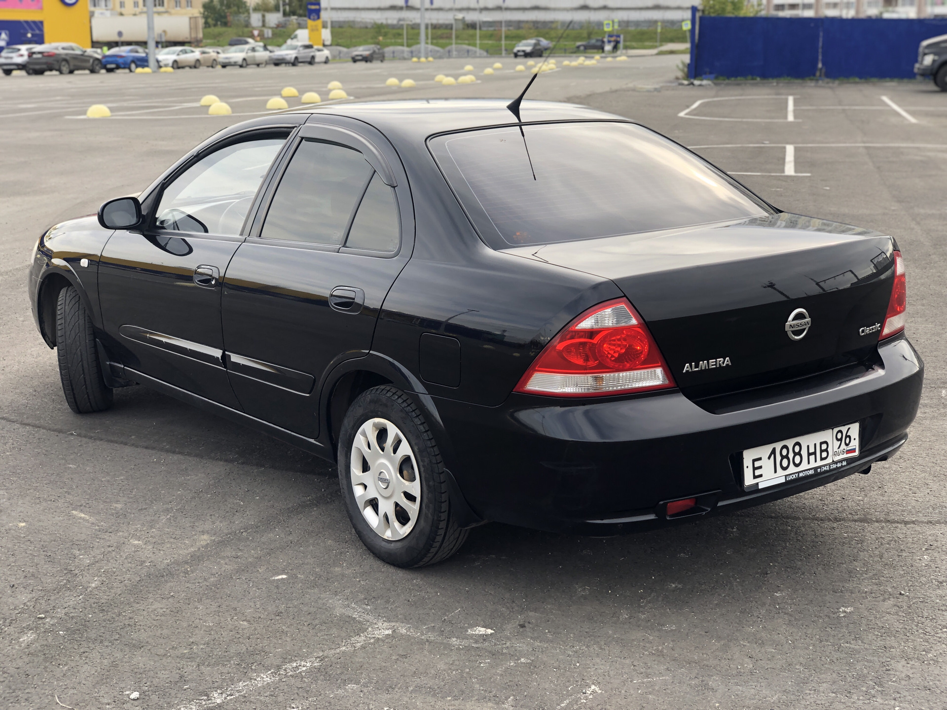 Nissan Almera Classic моделька