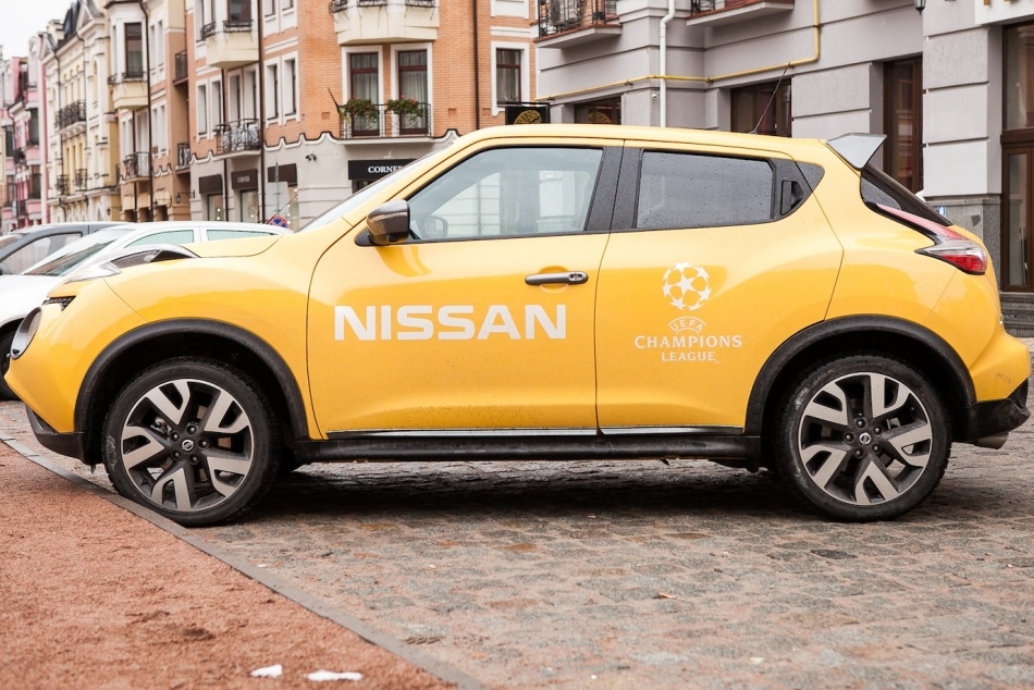 Nissan Juke 2020 Р¶РµР»С‚С‹Р№