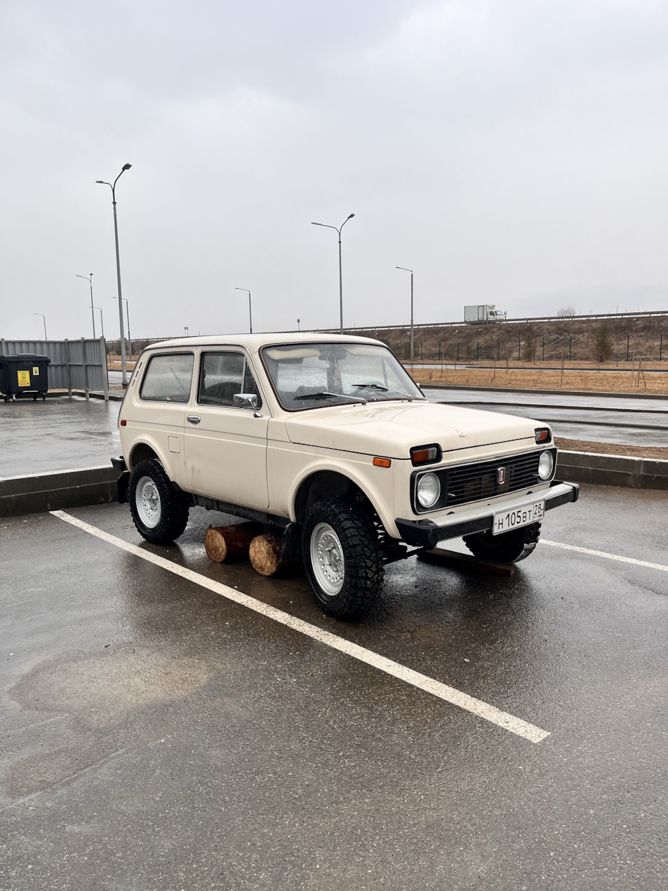 Нива бронко» ЛифтЗло) — Lada 4x4 3D, 1,6 л, 1992 года | тюнинг | DRIVE2