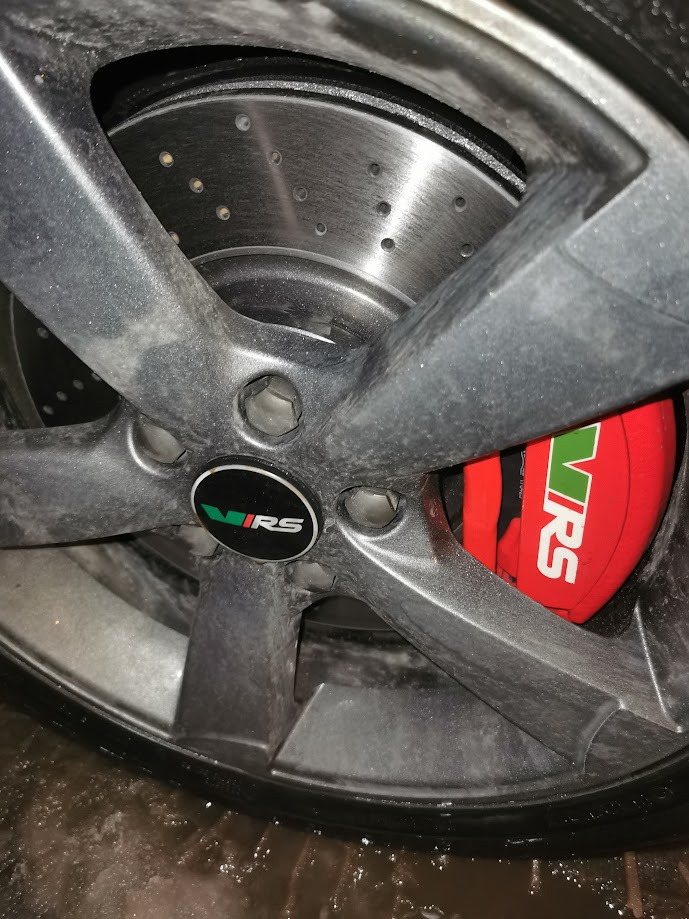 Перед — Skoda Octavia Combi A7 Mk3