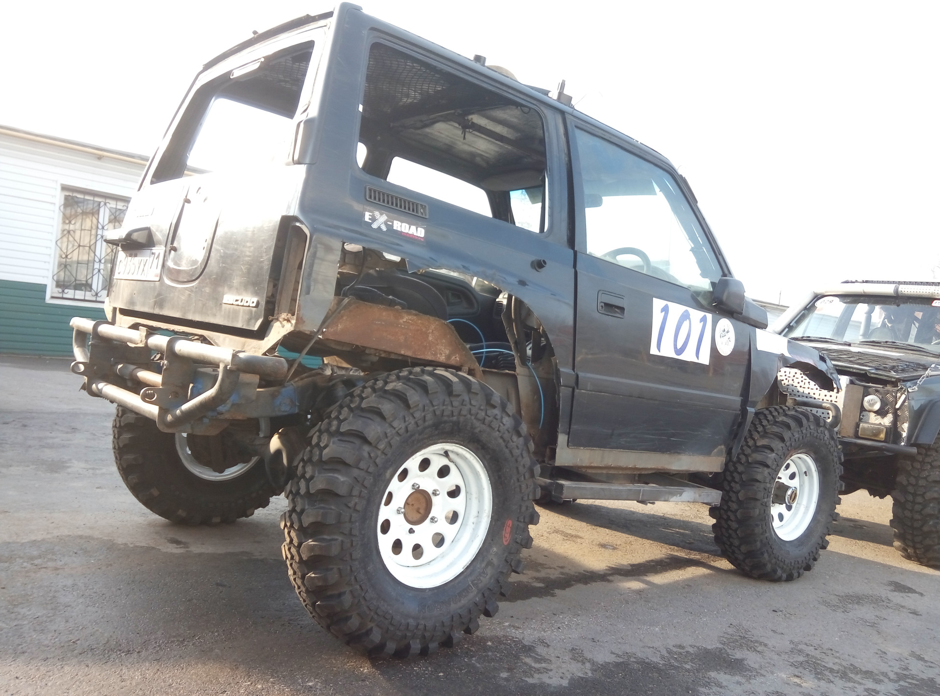 Эскудо техник. Suzuki Escudo трофи тр1. Паджеро 1 тр 1. Сузуки Витара для трофи. Suzuki Escudo 94 спереди.