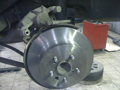 Replacement of brake discs and pads - Toyota Celica 20 L 1993