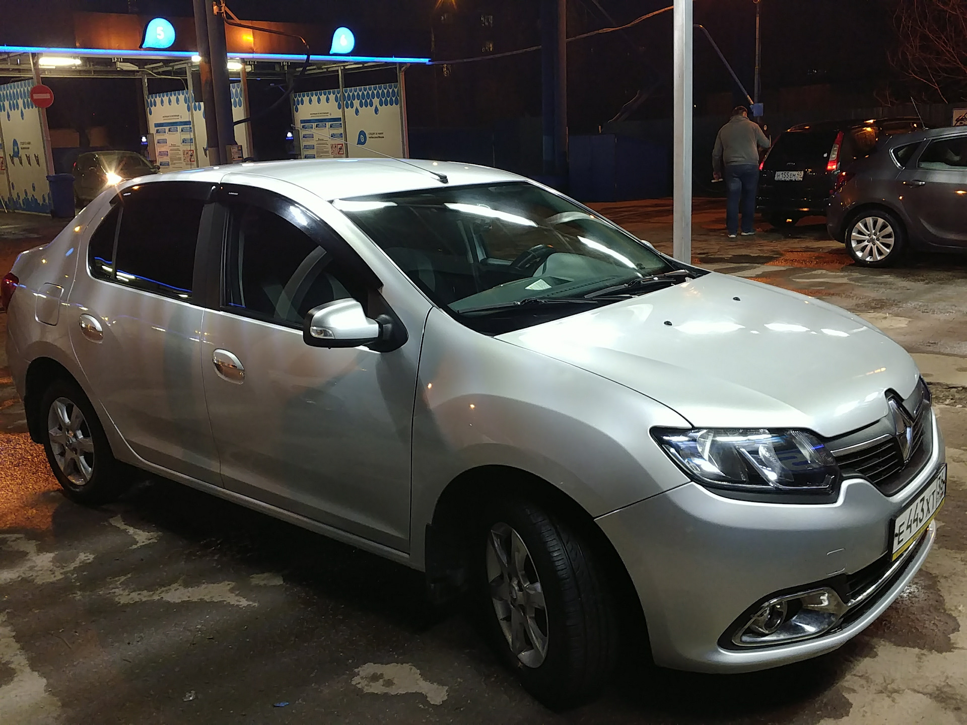 Минусы dacia logan седан. Рено логан 2 отзывы. Ренаулт логан 2 белый. Рено логан 2 отзывы реальных владельцев недостатки и достоинства. Логан отзывы владельцев недостатки.