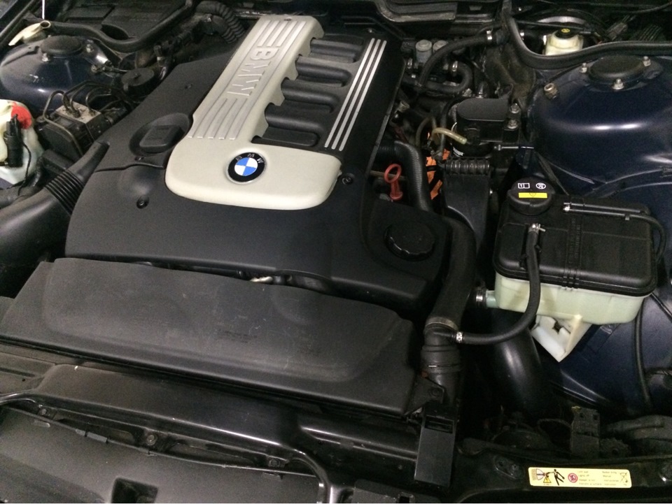 сколько антифриза в системе BMW e46