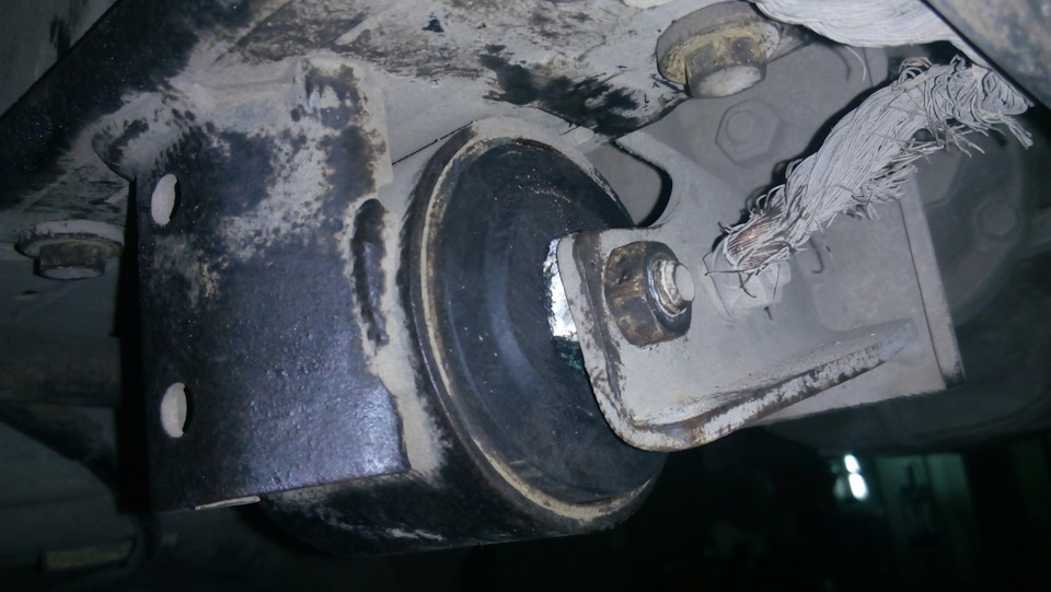 Установил на место оригинал приедет через 2 недели… — Volkswagen Caravelle (T3)