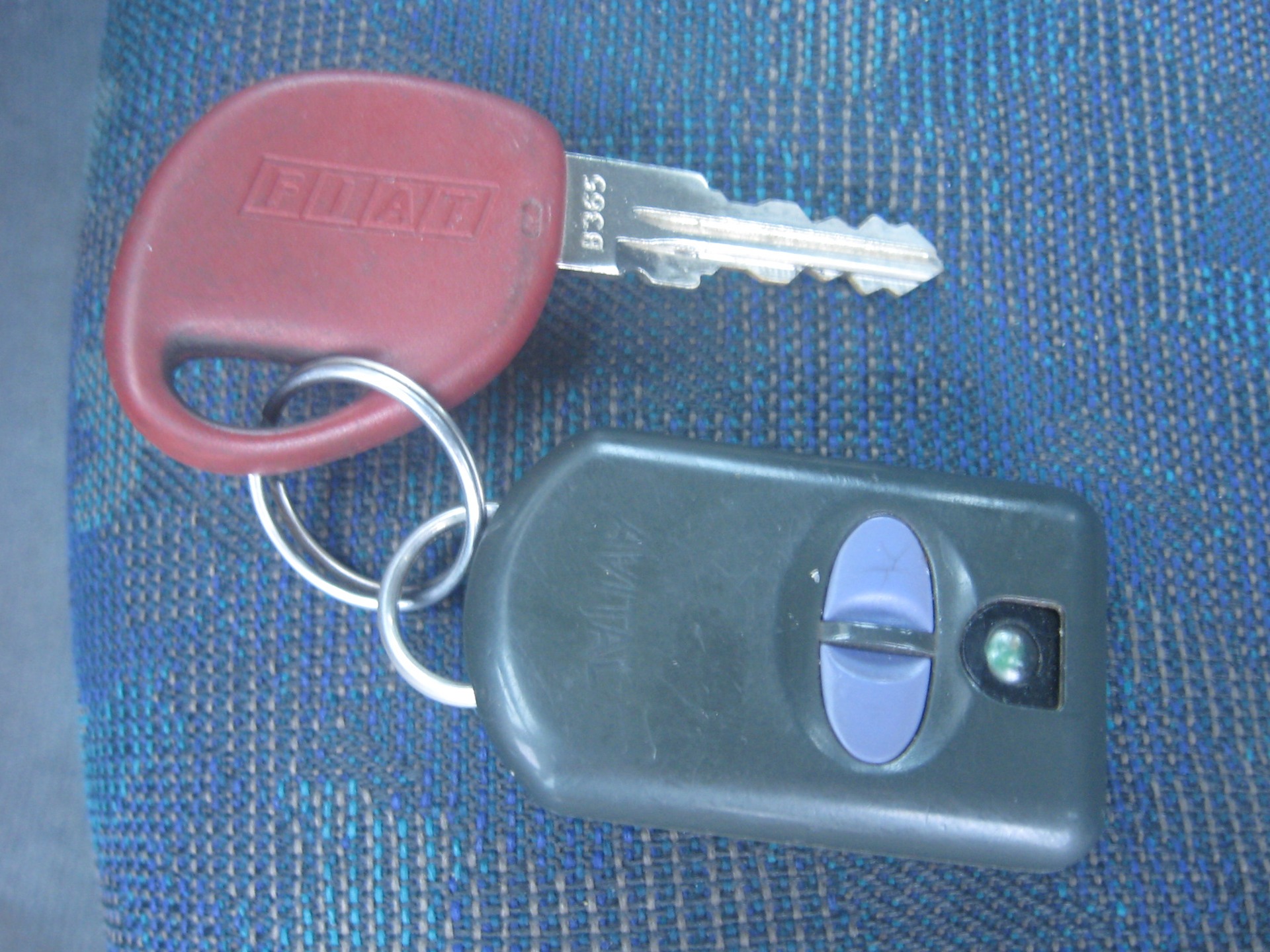 Ключи от Фиат Браво 1997 г. идут с чипом