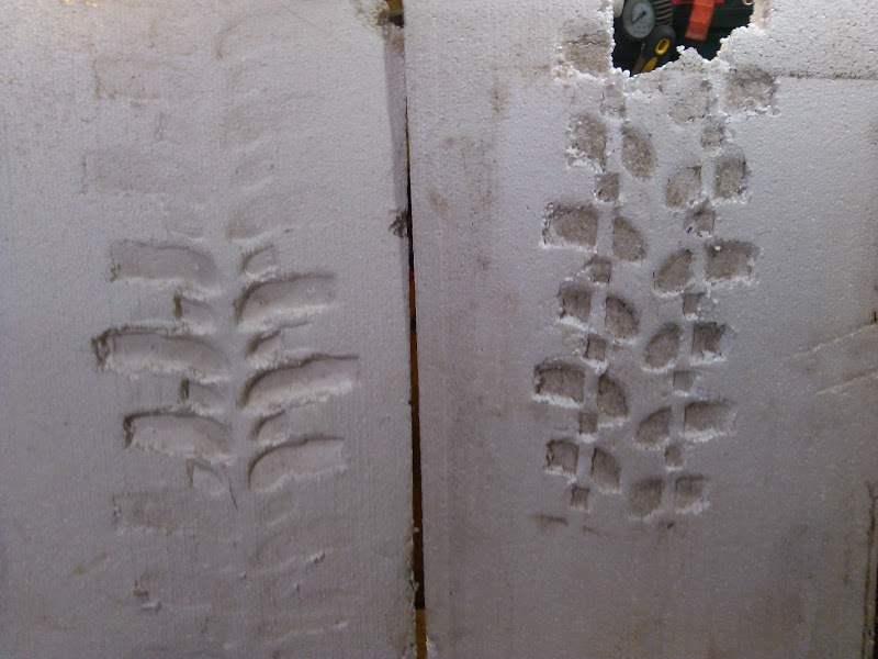 Оба резанные, но немного по-разному. — Suzuki Samurai