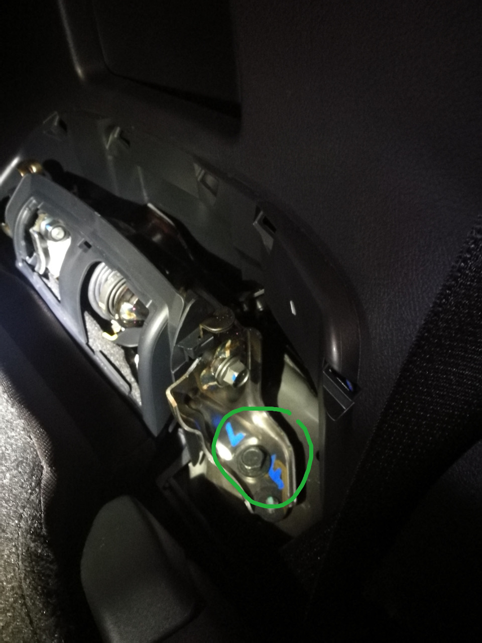 Фото в бортжурнале Toyota Fortuner (2G)