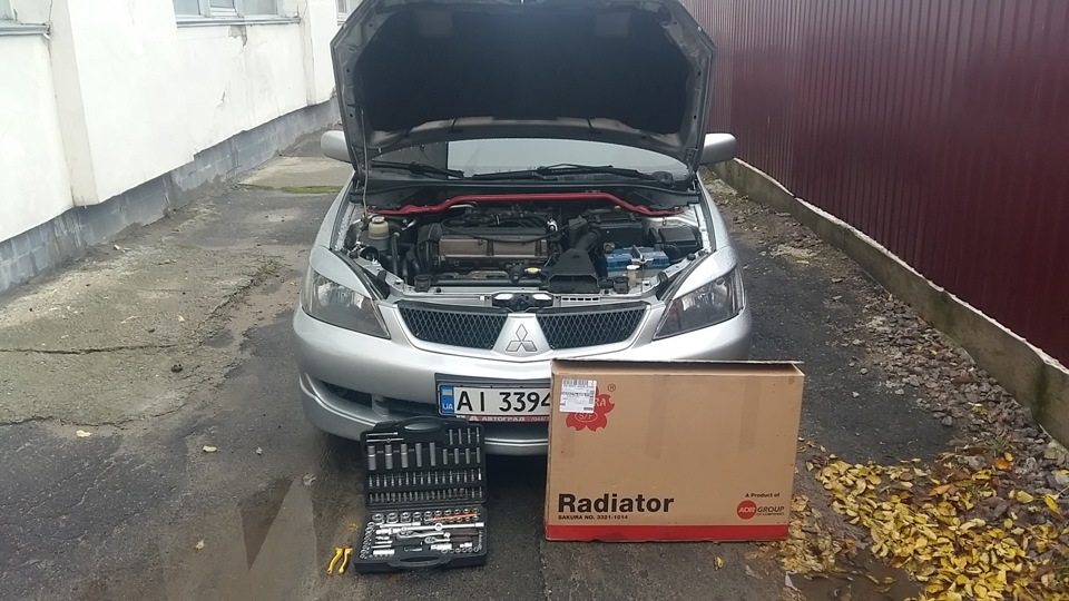 Как снять радиатор лансер 10 Замена радиатора охлаждения - Mitsubishi Lancer IX, 2 л, 2006 года своими руками