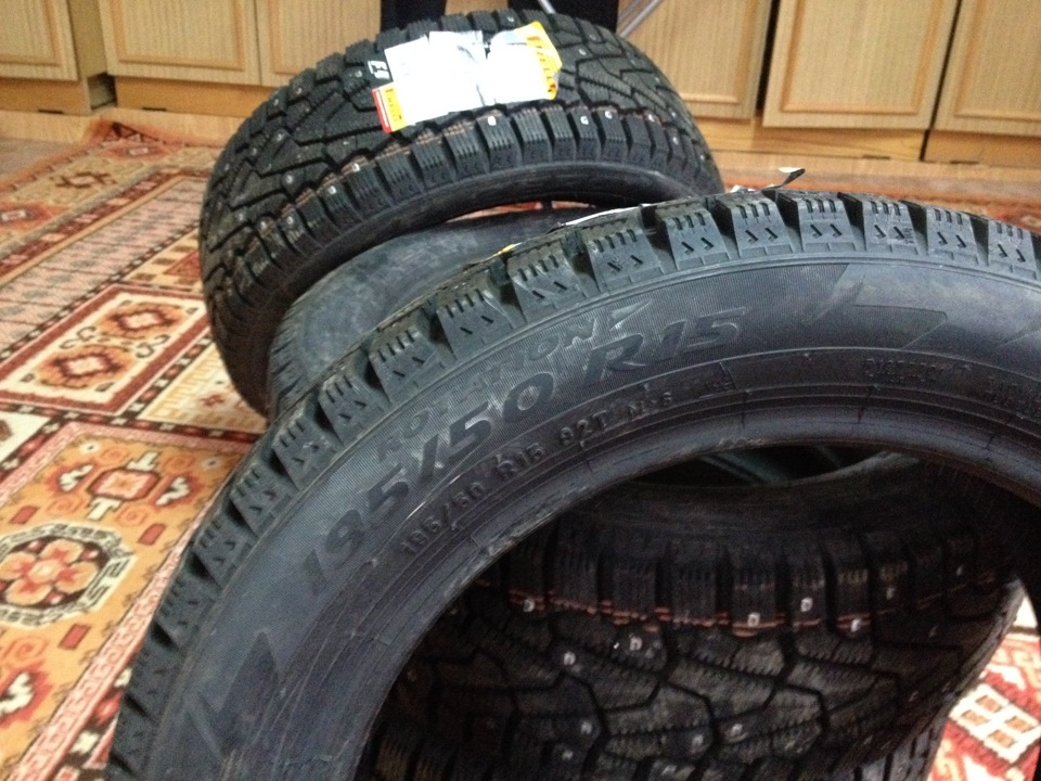 195 15 зима. 195/50 R15 зима. Pirelli Ice Zero 195 50 15. 195 50 R15 зима Пирелли. 195/50 R15 зима навигатор.