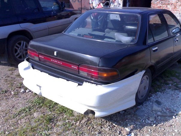 continued  - Toyota Carina 15 L 1990