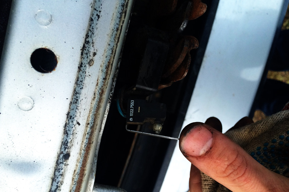 Артикул бьет в никуда. — Volvo S40 (1G)