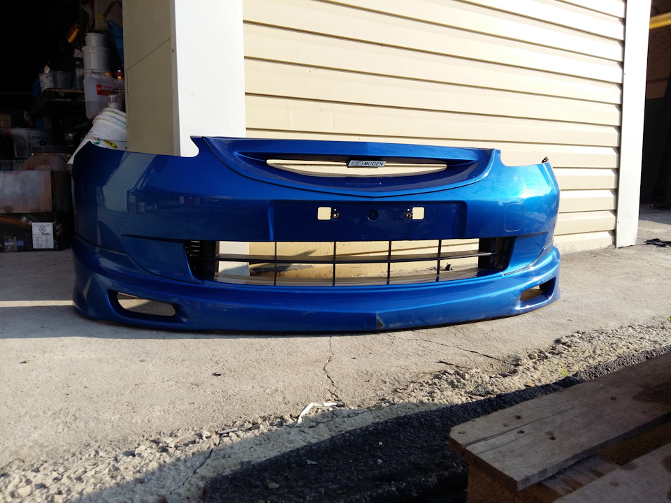 бампер на хонду фит 2004 года. бампер хонда фит 2006 года. бампер honda fit rc. хонда фит 2002 года передний бампер. бампер на хонду фит 2002.