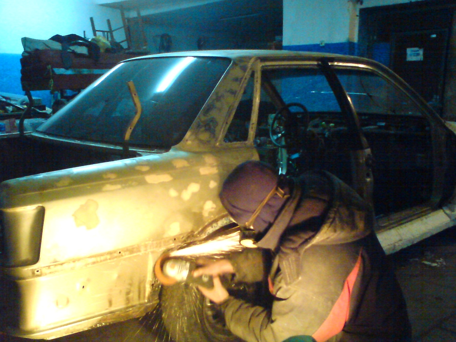 Body repair  Part 2 - Toyota Camry 20L 1987