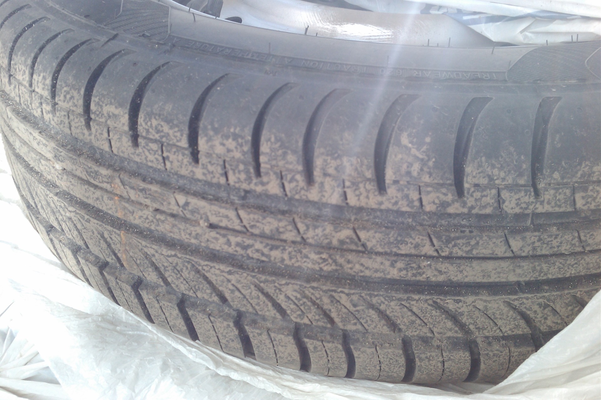 Nokian Hakka i3 175 70 R13 KFZ DRIVE2