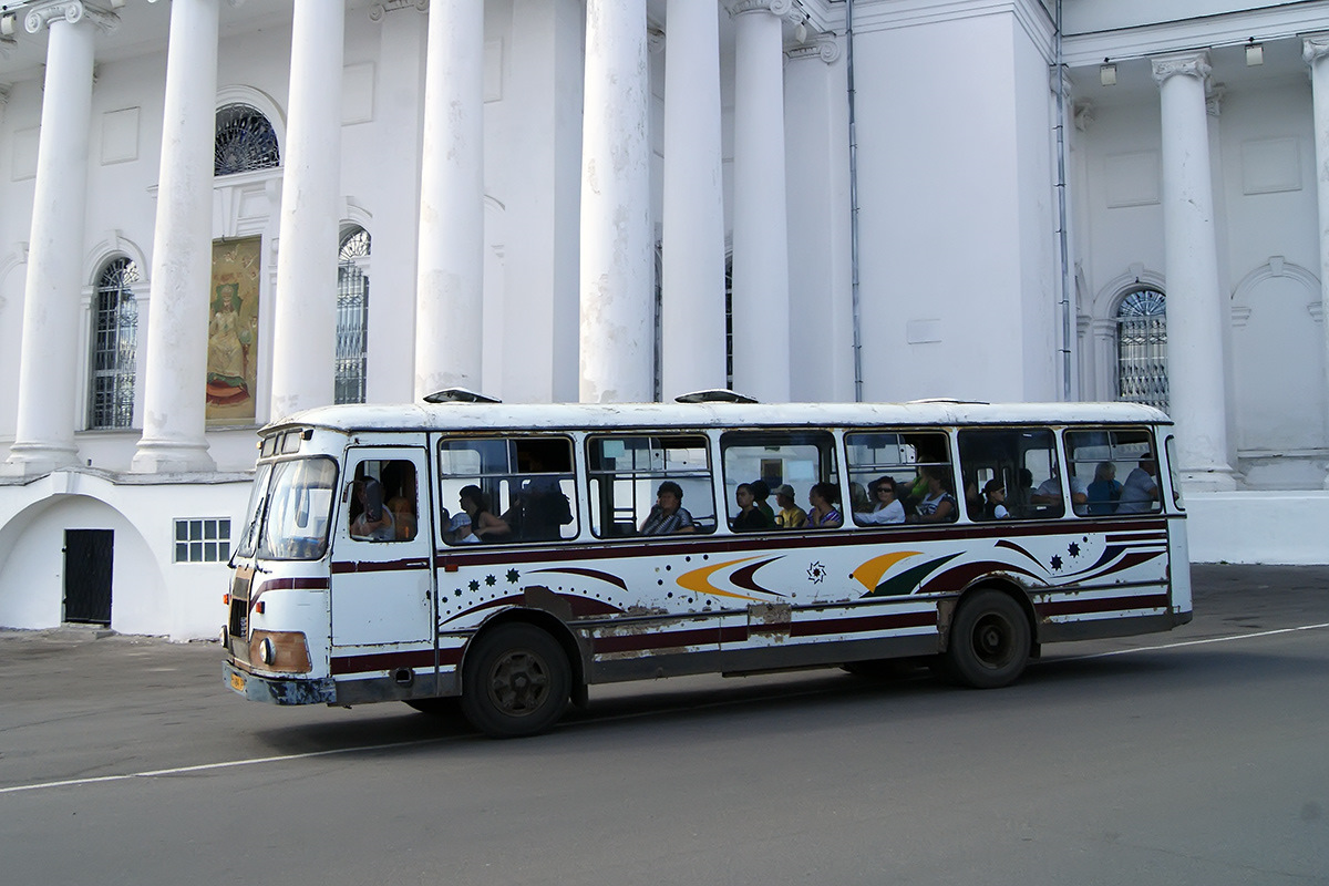 Автобус пл. ЛИАЗ Арзамас. 677й