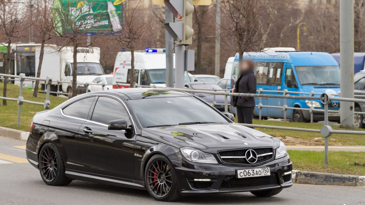 Мерседес c63 бандитская