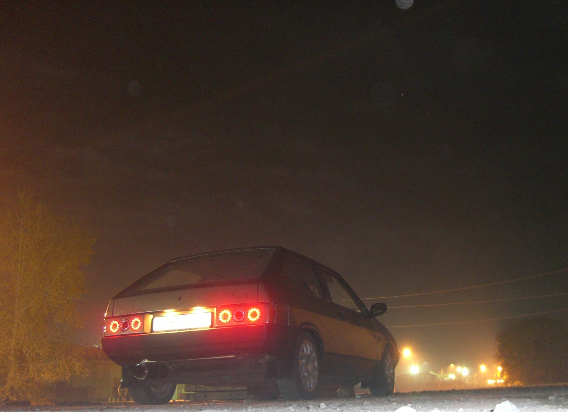 Вечерняя фотосессия по случаю обновления машины… — Lada 2108, 1,5 л, 2000  года | фотография | DRIVE2