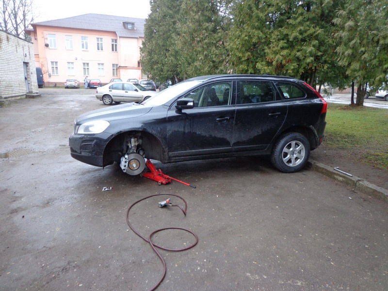 Фото в бортжурнале Volvo XC60 (1G)