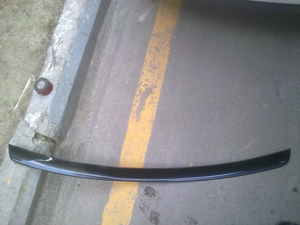спойлер снова на своем месте — Volkswagen Passat B6, 1,8 л, 2008 года ...