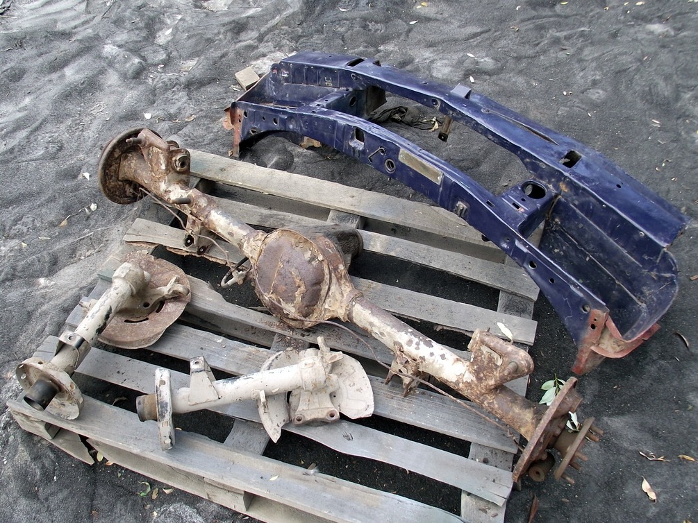 мост от Вояжа, стойки от Сенатора А2, морда от Коммо Ц — Opel Rekord E