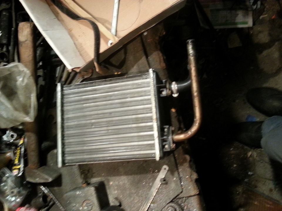 короч, радиатор отопителя снова потек — Lada 21074, 1,6 л, 2008 года ...