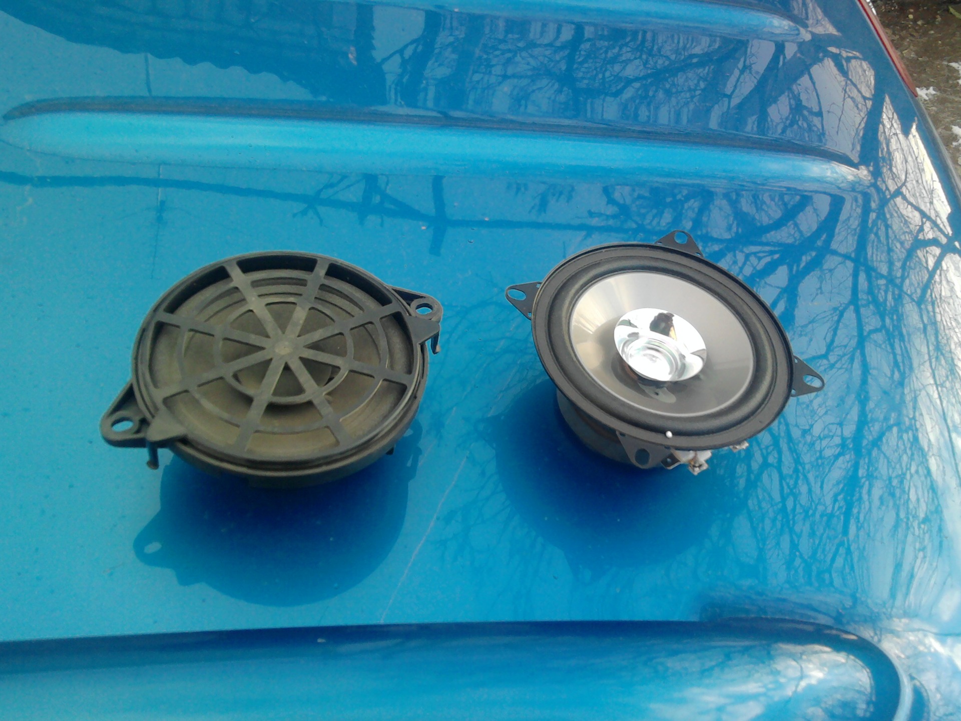 Фиксктор вч колонки пежо 206. Замена штатной акустики матиз. Динамики пежо 206. Штатные динамики пежо 307. Динамики на пежо 206.