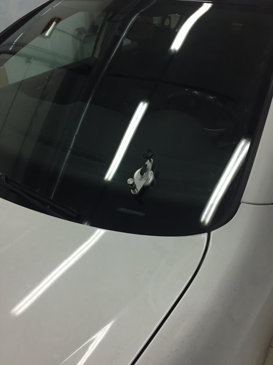 Удаление сколов, трещин на лобовом стекле, полировка фар. — Volkswagen ...