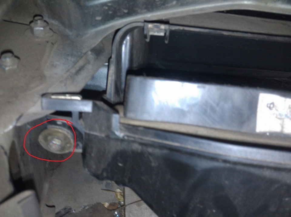 снятие/установка вентилятора печки — Lada Приора седан, 1,6 л, 2008 ...