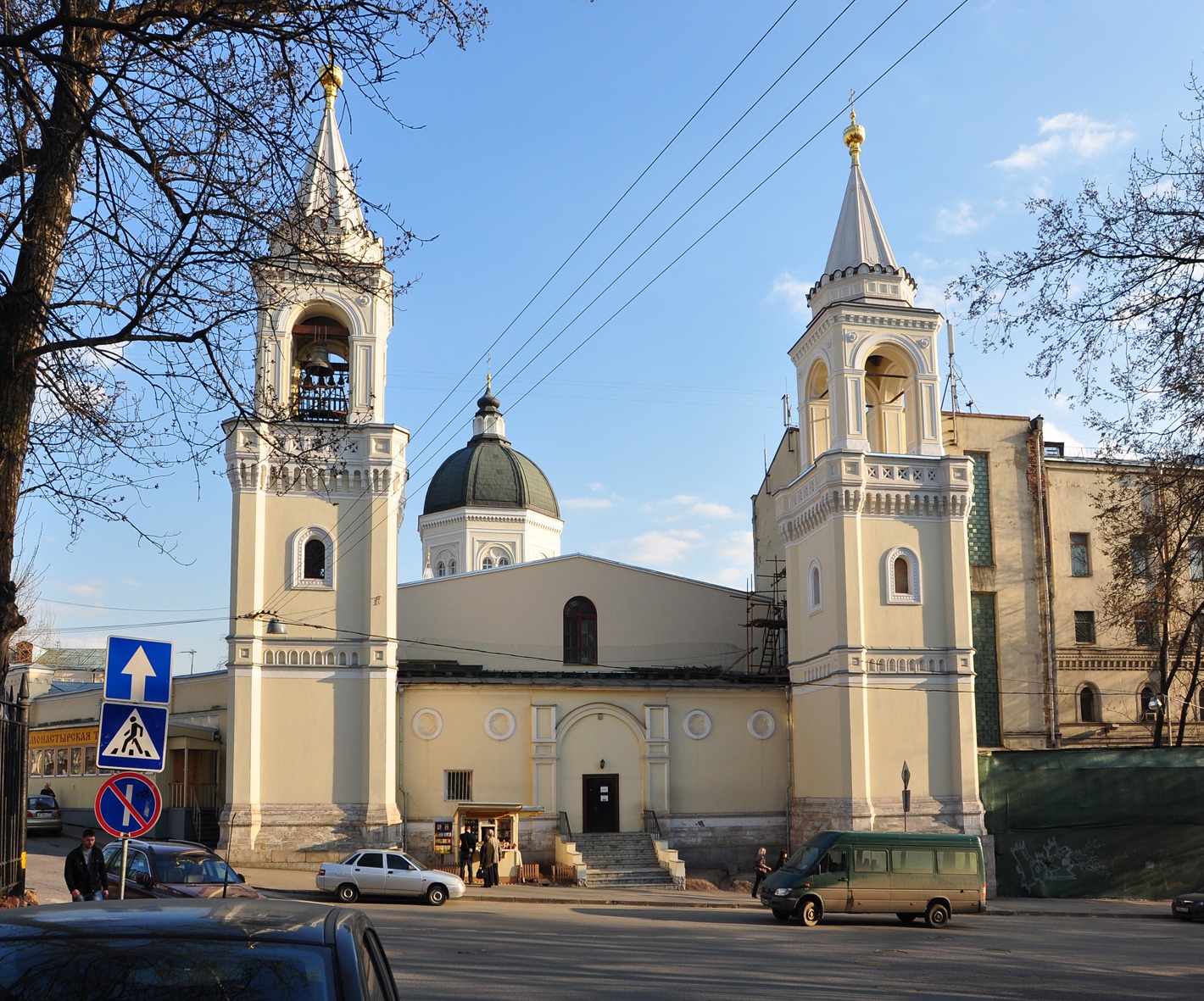 Ивановский монастырь в москве