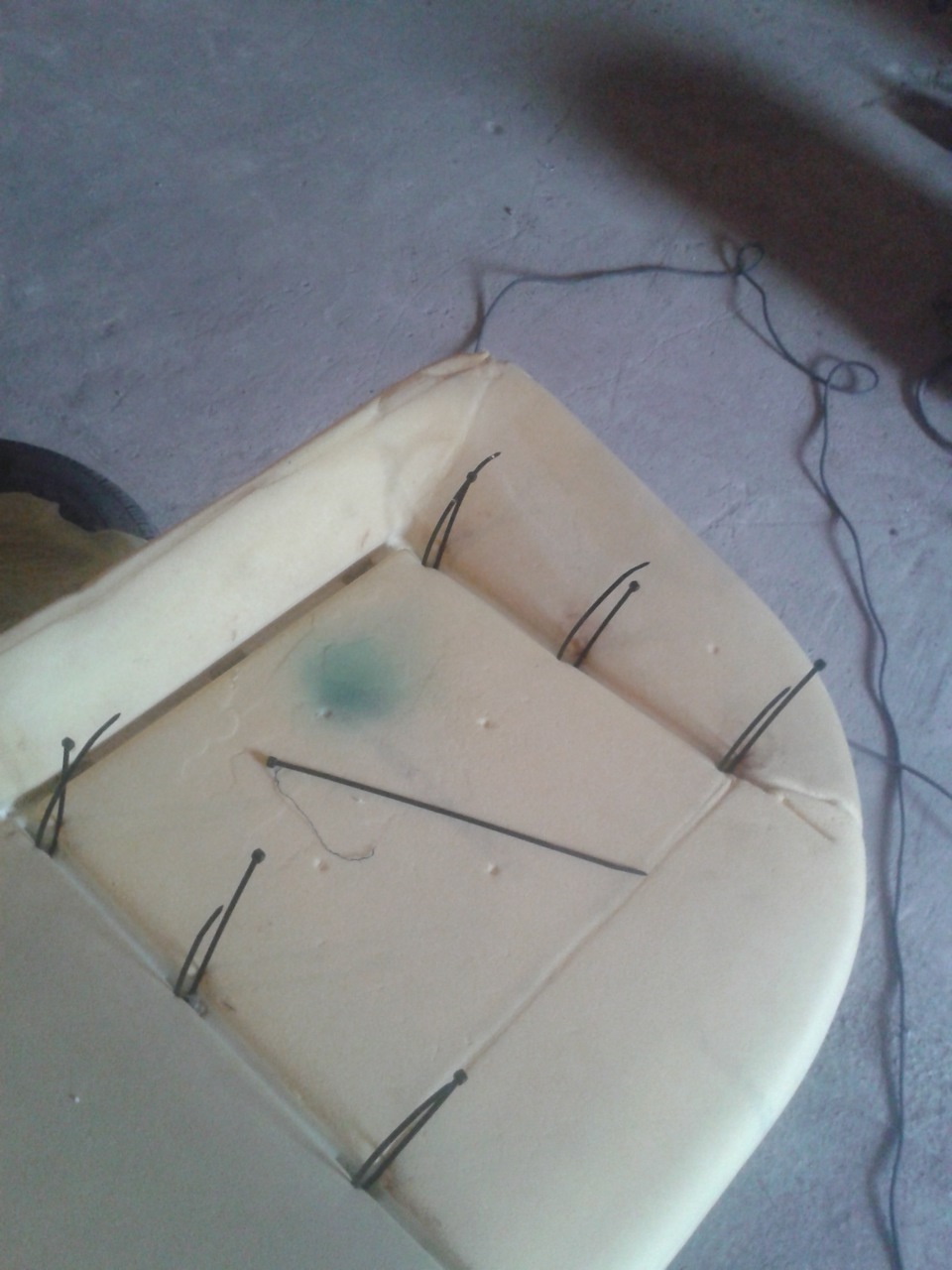 химчистка салона своими силами — Opel Astra H, 1,6 л, 2011 года | мойка ...