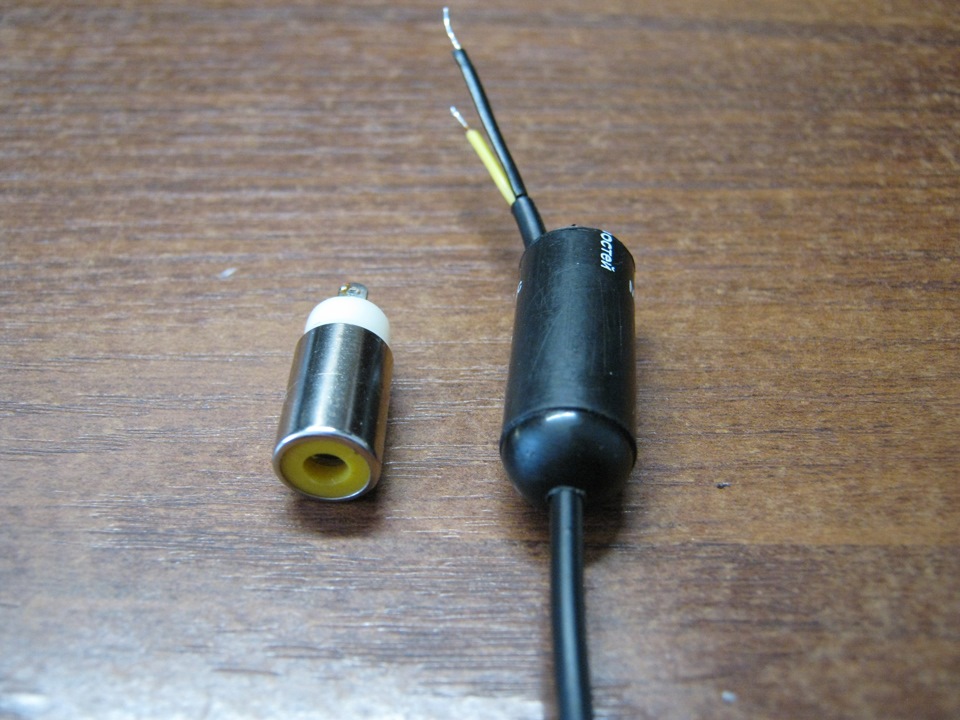 Установка видеорегистратора на заднее стекло. Часть 2. + Видео ...