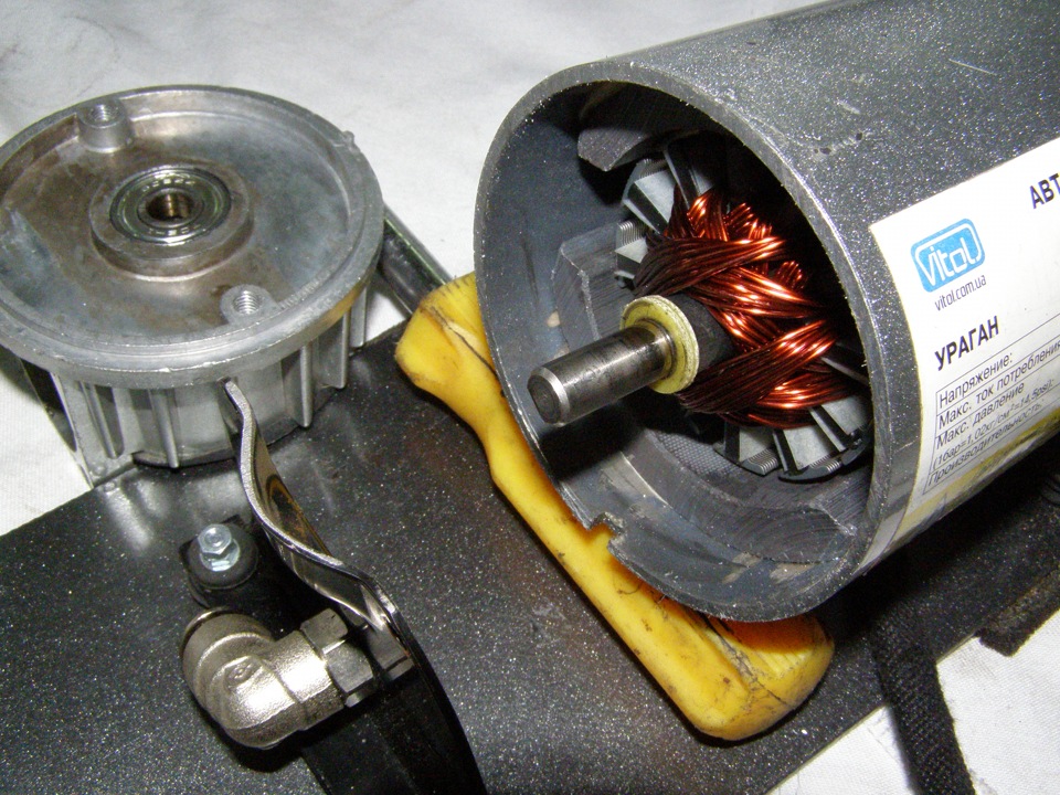 Компрессор пневмо подвески - Lincoln Navigator (1G), 5,4 л, 2000 года своими рук