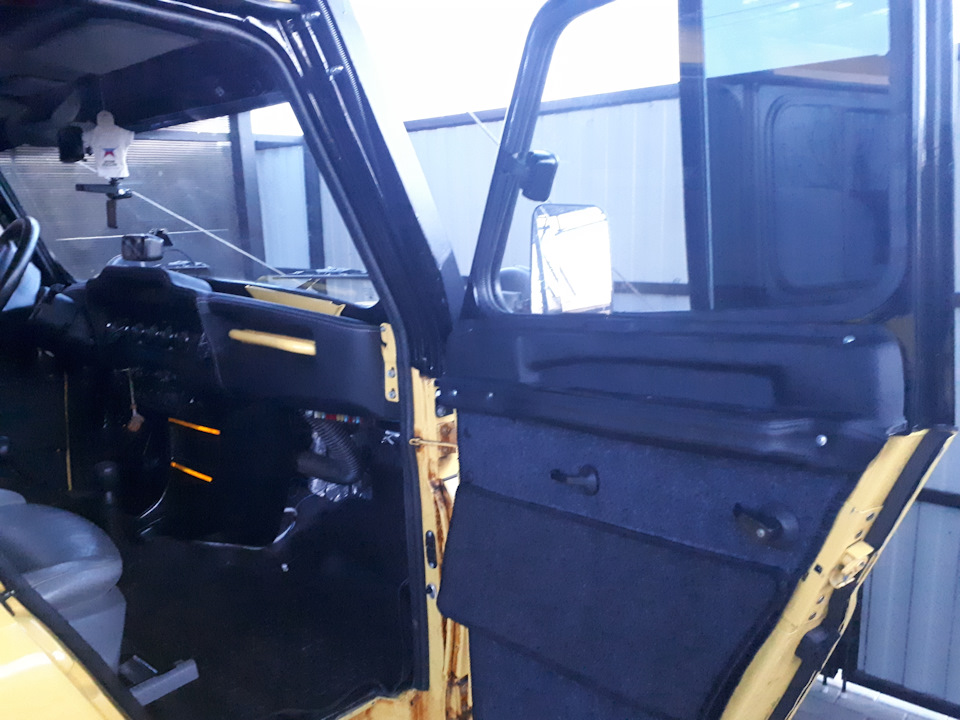 перетяжка подлокотников в кожу — УАЗ 3151, 2,4 л, 1995 года | просто ...