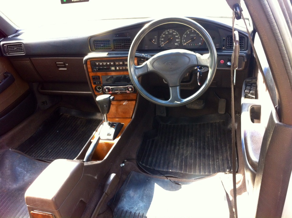 toyota corona t170 салон