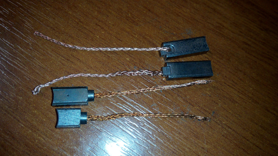 Сильный износ щеток. — Volkswagen Golf Mk4