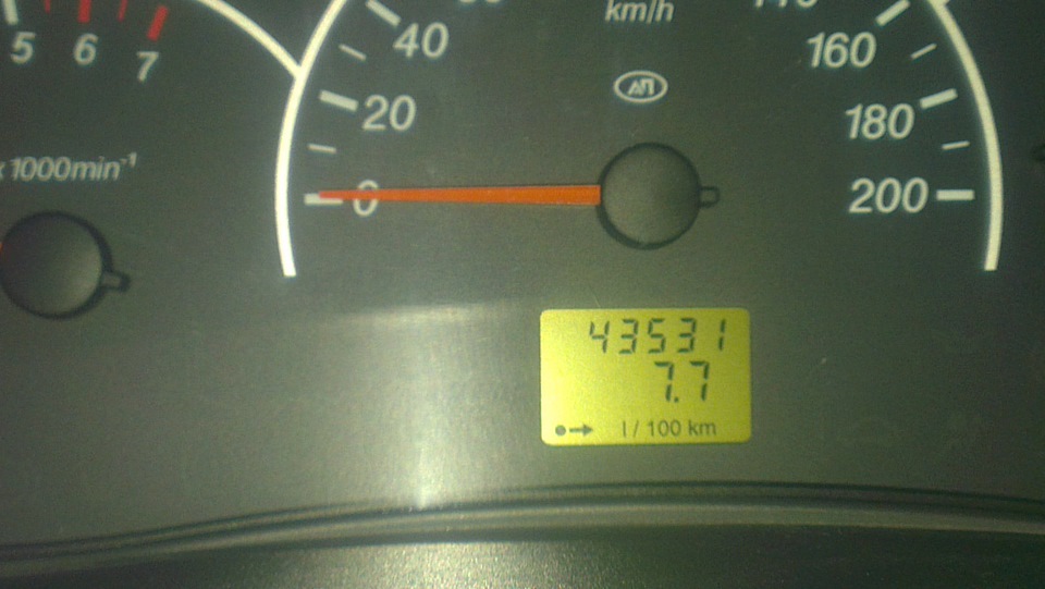 последние фото — Lada Приора универсал, 1,6 л, 2011 года | продажа ...