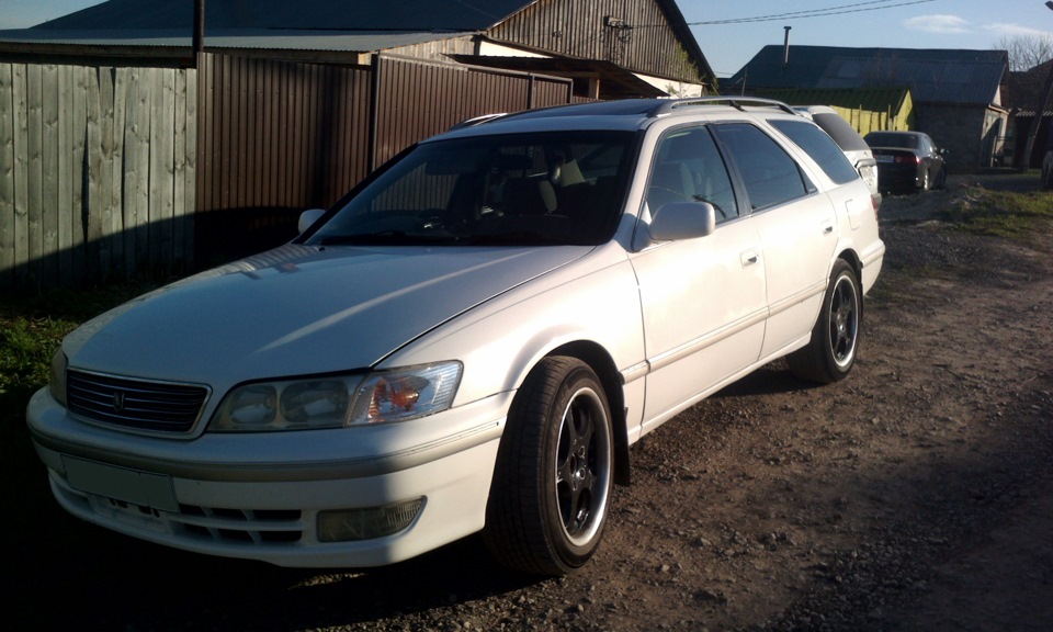 Фото в бортжурнале Toyota Mark II Qualis