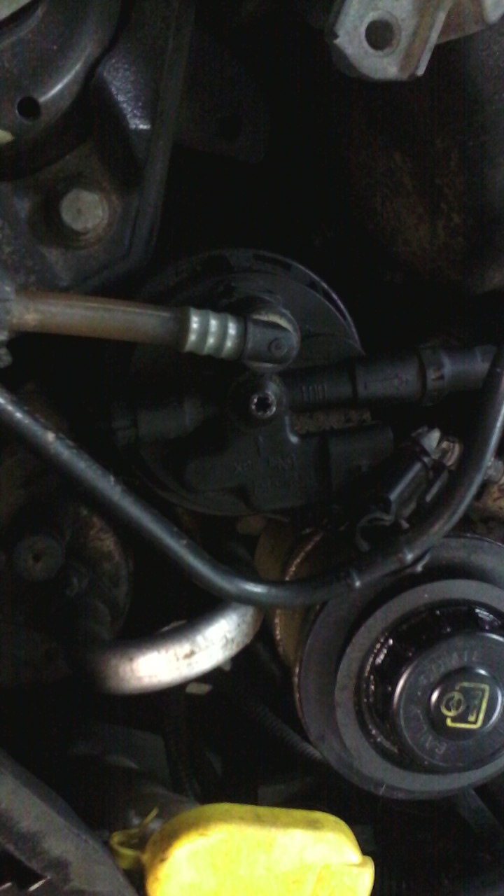 Смена топливного фильтра? — Renault Laguna II, 1,9 л, 2001 года ...