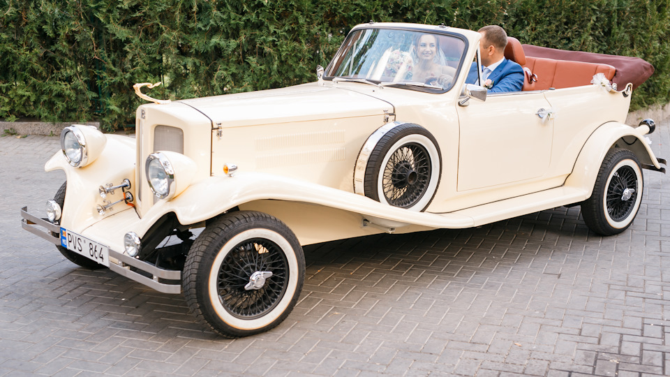 BEAUFORD TOURER cabrio